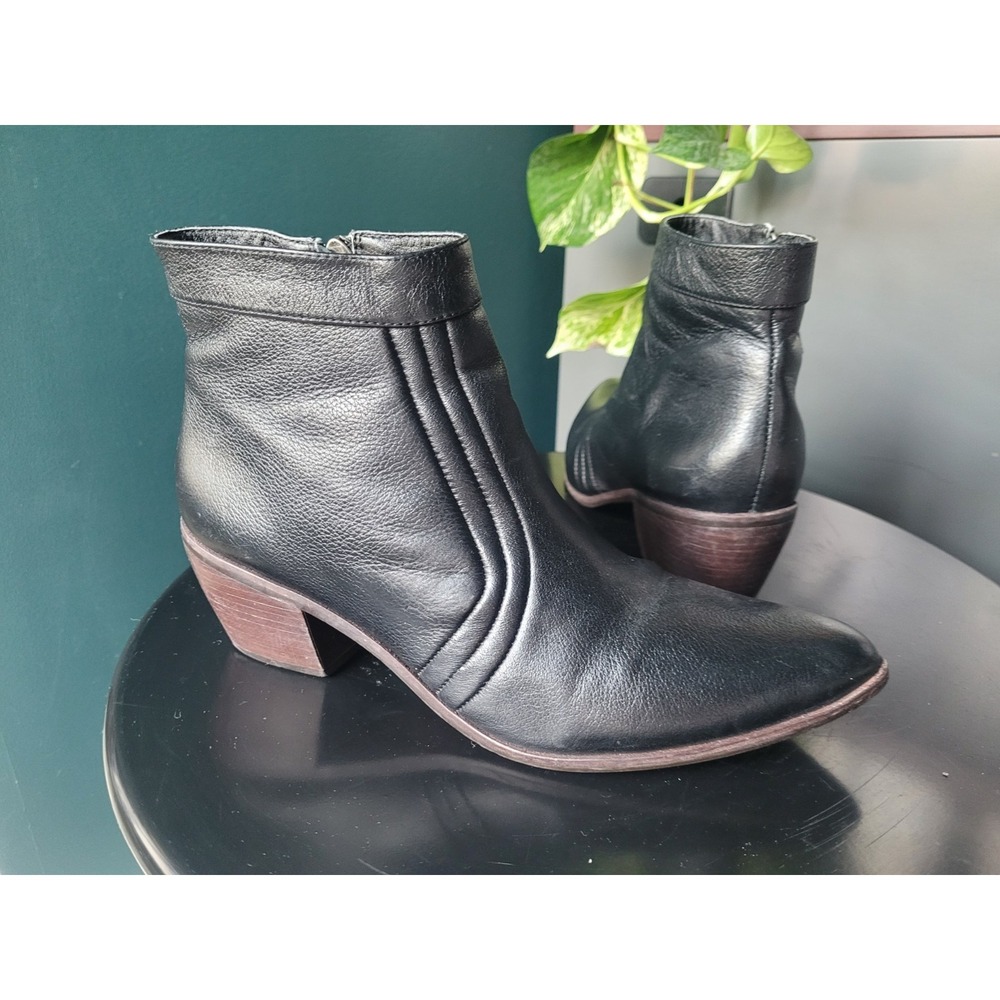 Matisse Women's Black Leather Ankle Boots Size 10 Western Cuban Heel Brazil